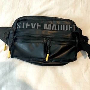 Steve Madden man bag all black leather, in perfect condition